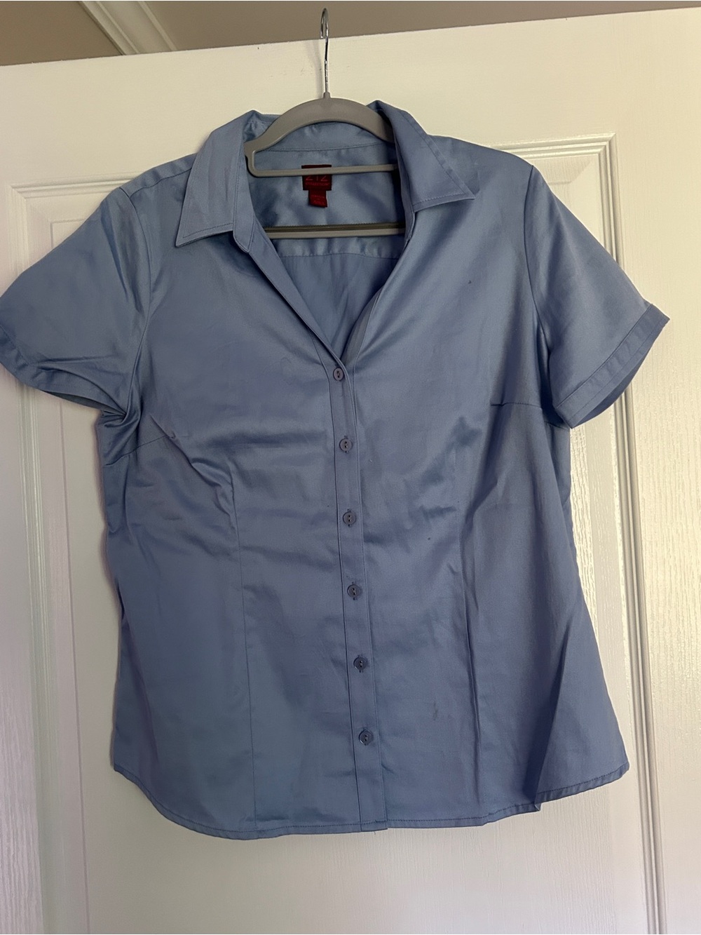 212Collection Stretch Women's Short-Sleeve Button-Down Shirt in Light Blue Sz M
